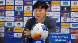 Pelatih Tim U-23 Indonesia Shin Tae-yong saat memberikan keterangan pers usai laga Indonesia vs Korea Selatan Jumat (26/4) di Stadion Abdullah bin Khalif, Doha, Qatar